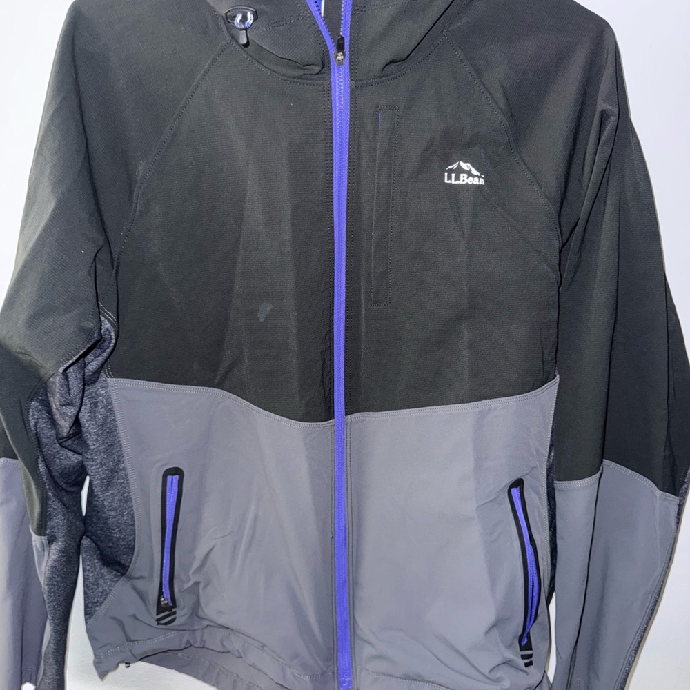 L.L. Bean Women's Black and Gray Jacket with Blue Trim